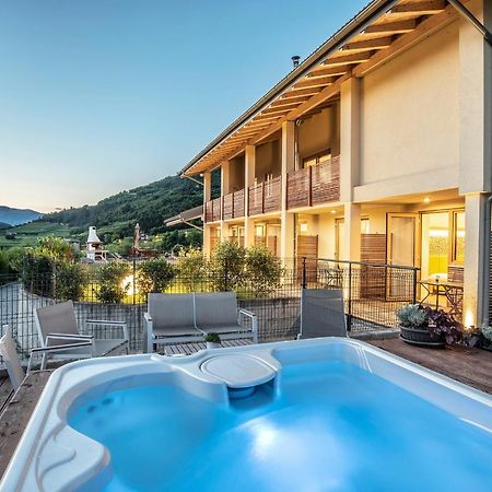 Agriturismo Al Maniero เตรนโต ภายนอก รูปภาพ