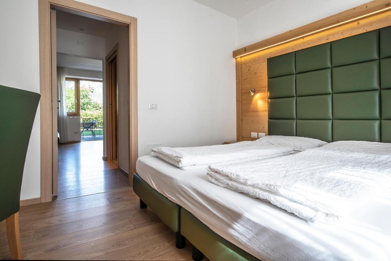 Agriturismo Al Maniero เตรนโต ภายนอก รูปภาพ